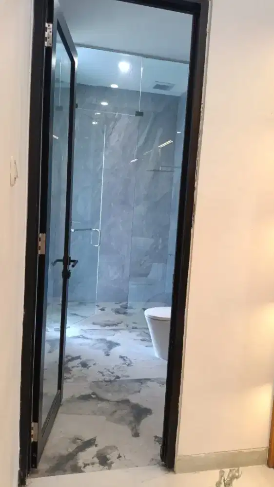 Tukang Pasang Quadra, Marmer, Granit. Kontraktor Bangun Rumah Mewah