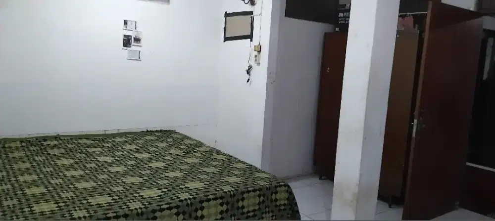 Kost bebas, campur, karyawan,Gudang,Ruang Usaha, Ruang Komersil