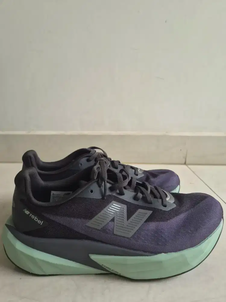 New Balance Rebel Fuelcell V5 Rare Colour