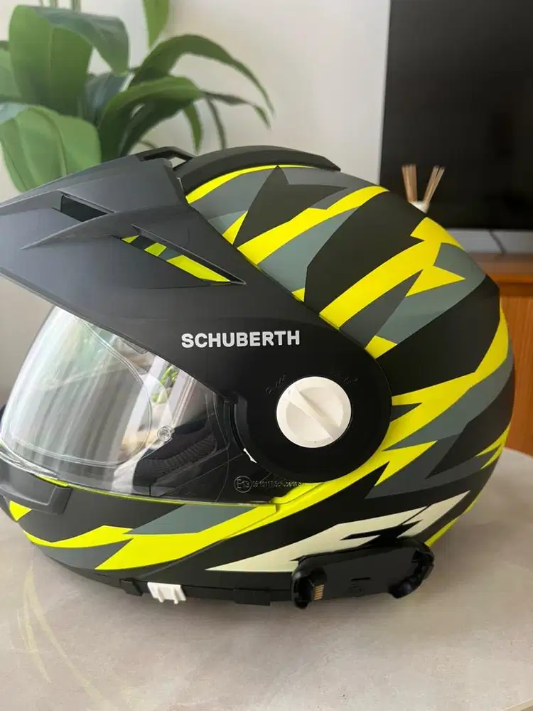 HELM SCHUBERT E1