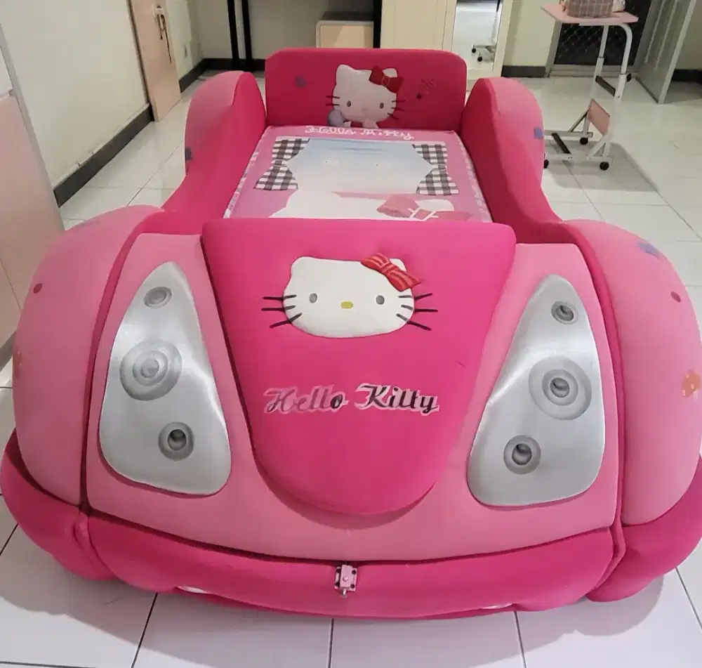 Ranjang Mobil Anak Hello Kitty