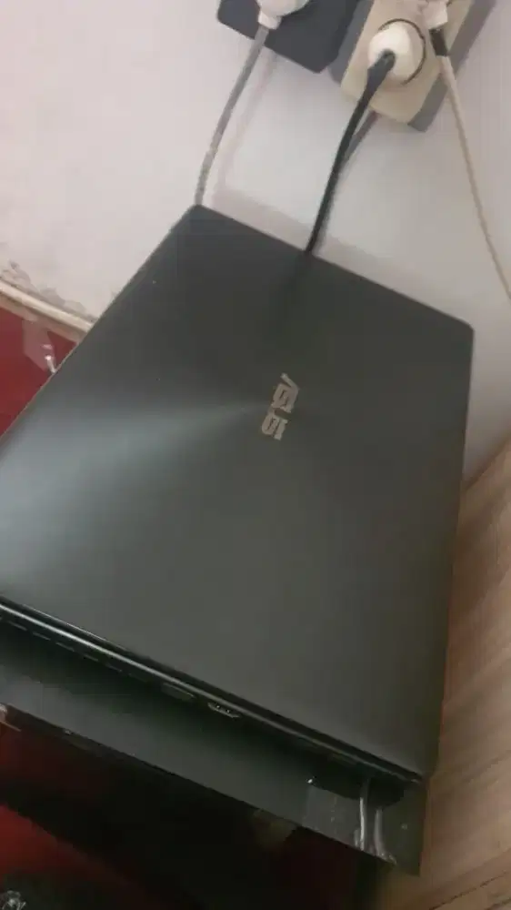 For sale Asus laptop