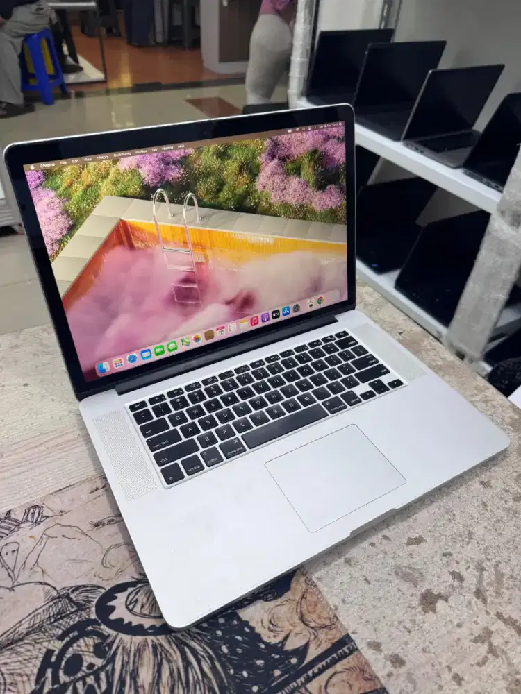 MACBOOK PRO 2014 15 INCHI CORE I7 16/512 GB DUAL VGA SECOND