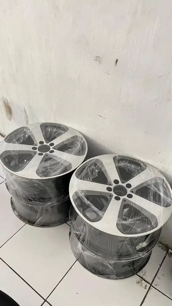 Velg Mercy R19 OEM GLC 250 Exclusive Line.