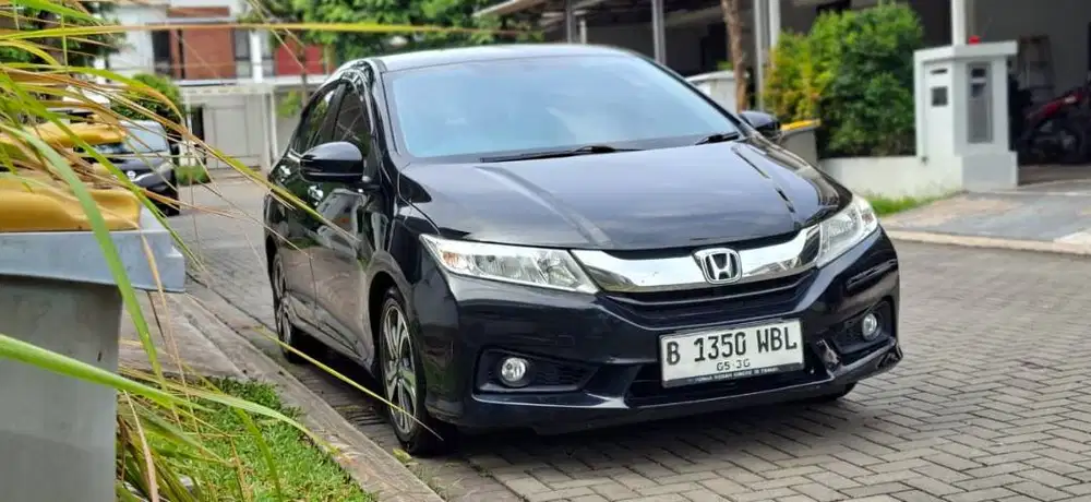 DIJUAL HONDA CITY E CVT 2016 MATIC TERMURAH