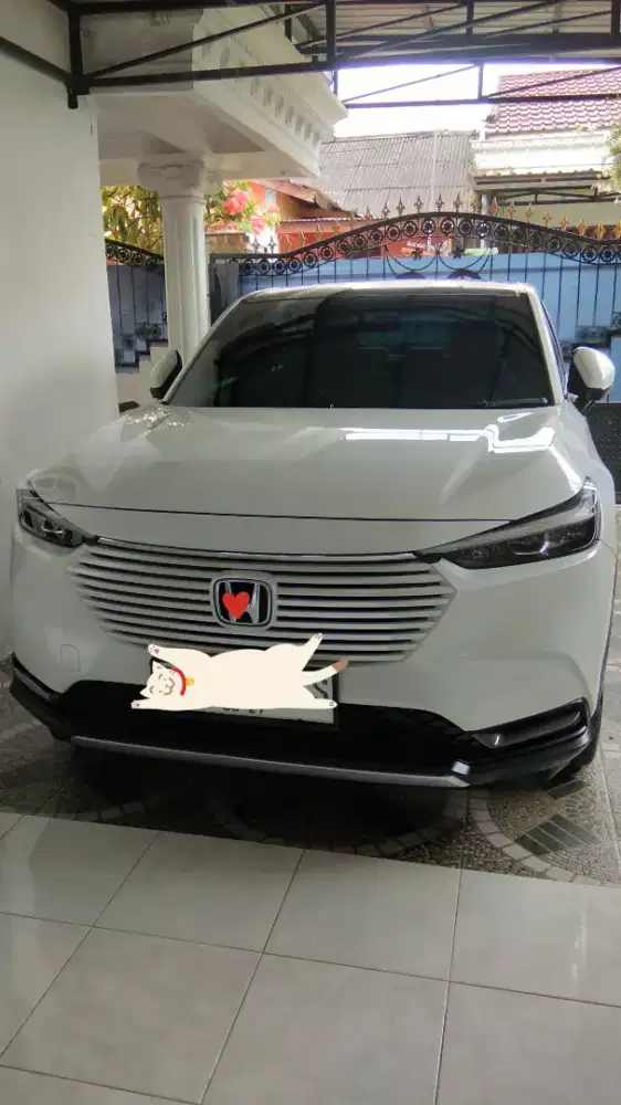 Jual murah hrv SE th 2023 sangat istimewa km 17 rb