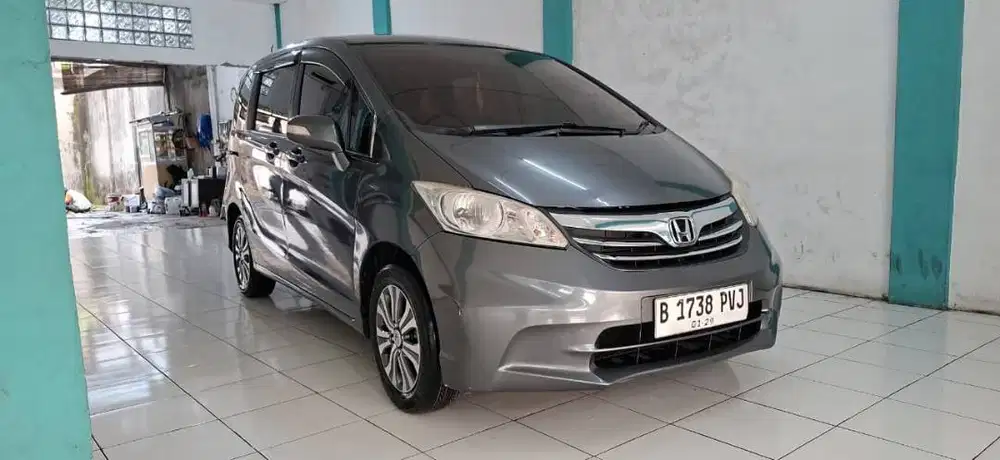 DIJUAL HONDA FREED SD AT 2013 MATIC DOUBLE BLOWER PINTU KIRI OTOMATIS