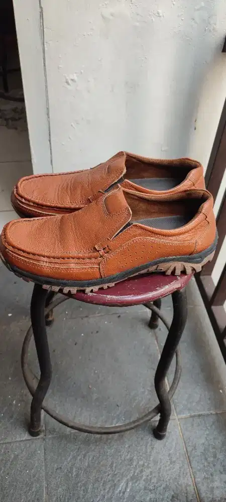 SEPATU KULIT ASLI PRIA 43 CLAWAY COKLAT MUDA OREN KARET ORANYE ORANGE
