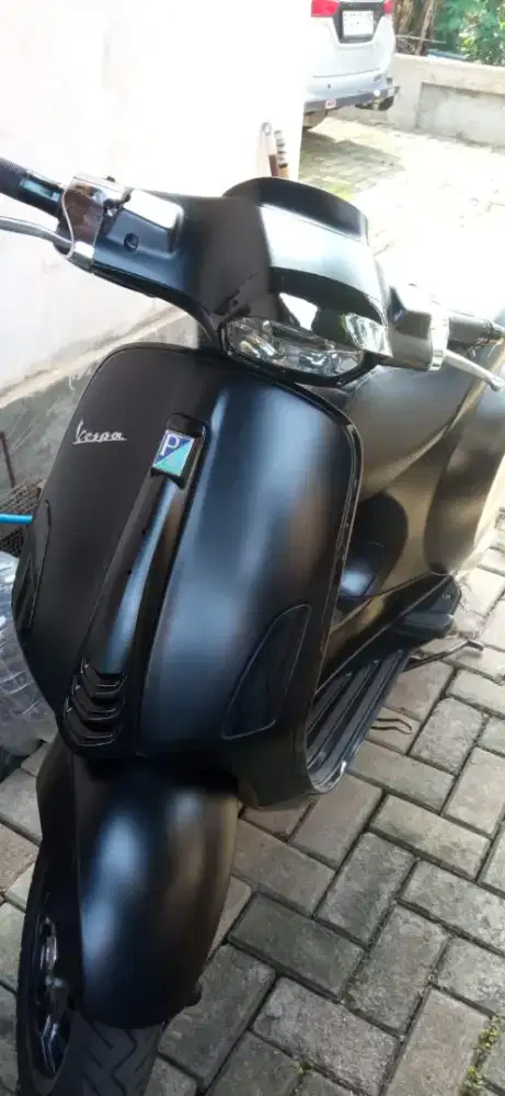 Vespa matic sprint notte