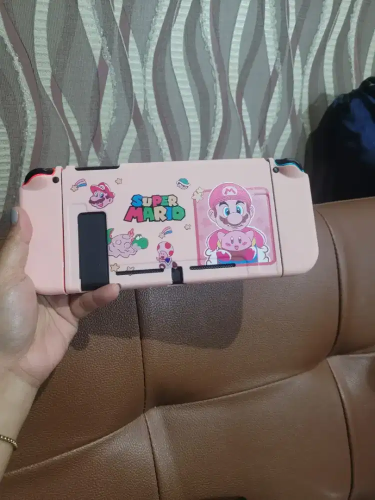 CASE UNTUK  NINTENDO SWITCH V1&V2