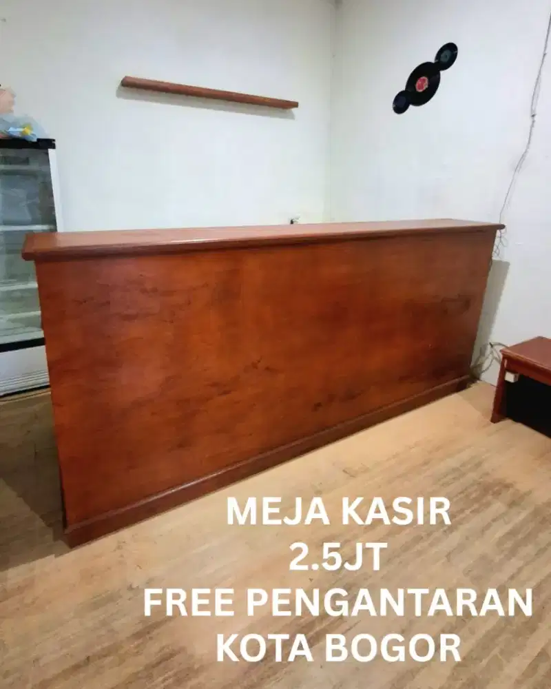 Meja bar / meja kasir