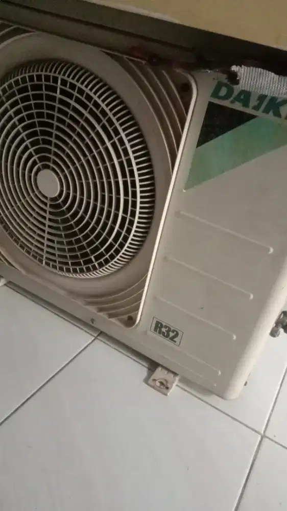 Ac Daikin 1pk trima dingin