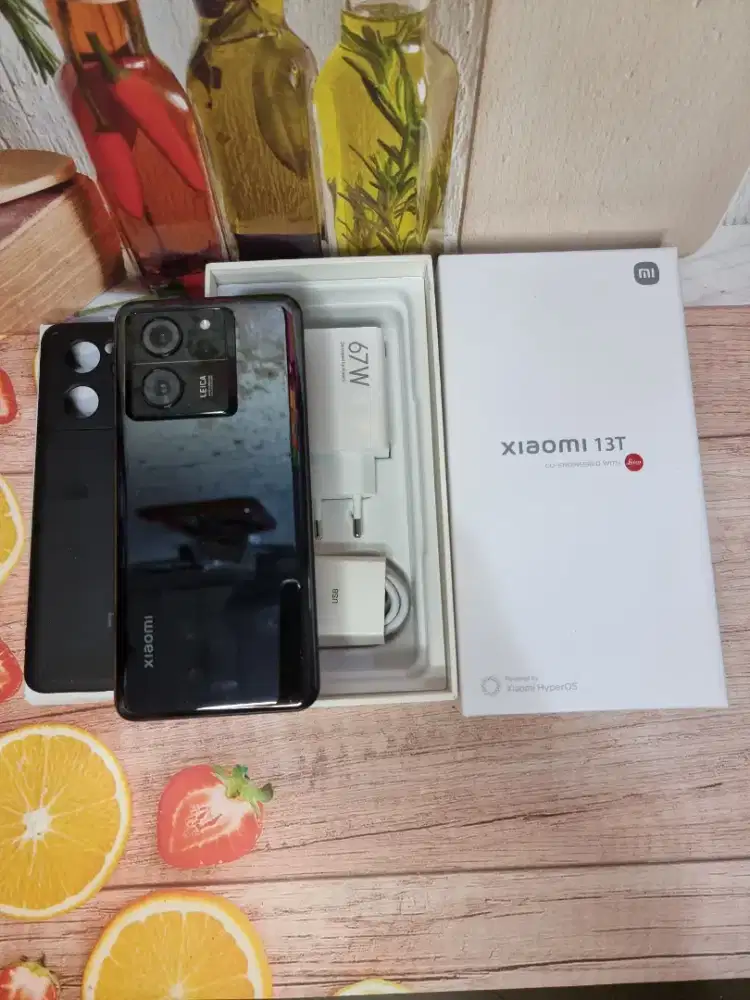 Jual hp likenew Xiaomi 13T 5g 12/256 mulus istimewa siap pakai