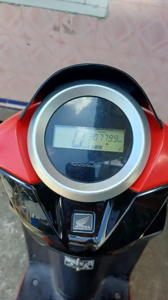 Honda genio cbs istimewa