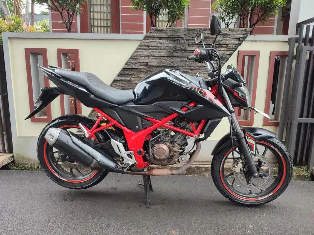 HONDA CB150R RANGKA MERAH TAHUN 2017 MURAH