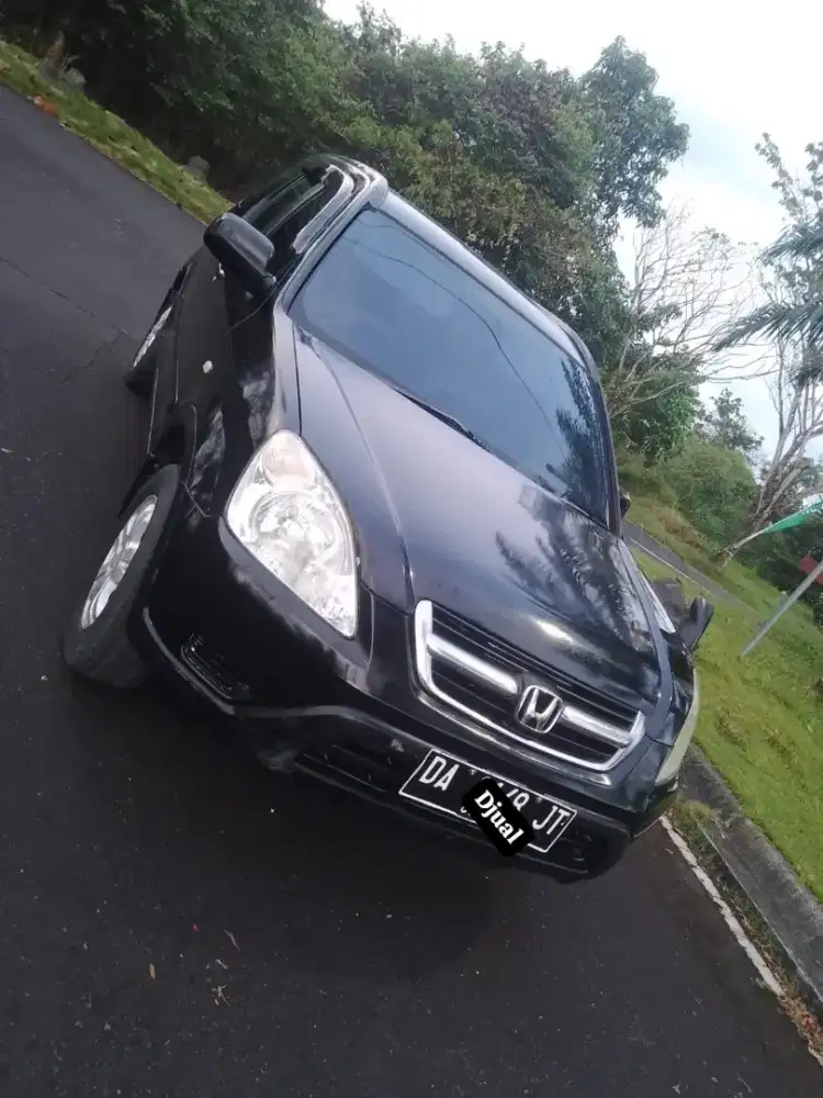 Jual sambil di pakai Mobel Honda CR-V metik 2.0cc kondisi siap pakai