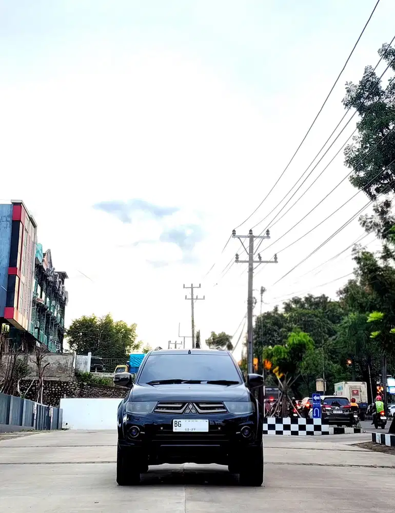 Pajero Sport 2.5 Dakar AT 2015