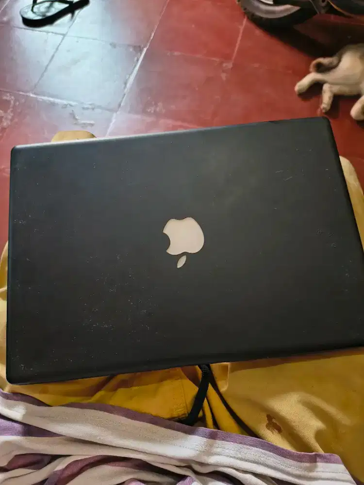 Laptop 14 apple kondisi mati/ rusak