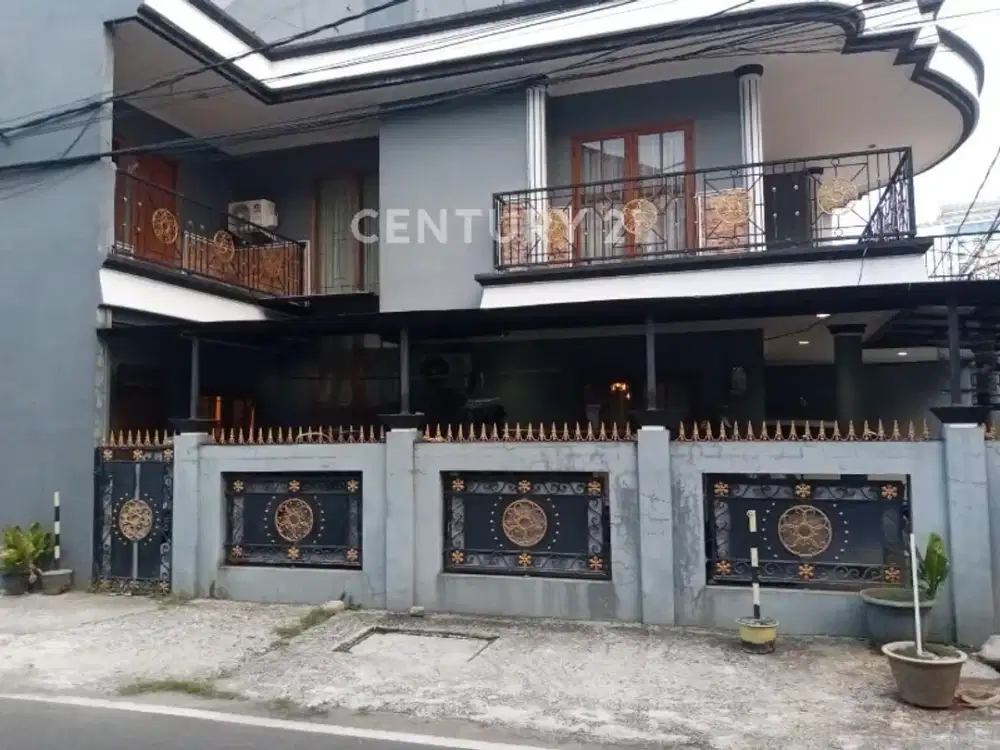 RUMAH PREMIUM JAKPUS – 5 MENIT KE STASIUN, 15 MENIT BUNDARAN HI