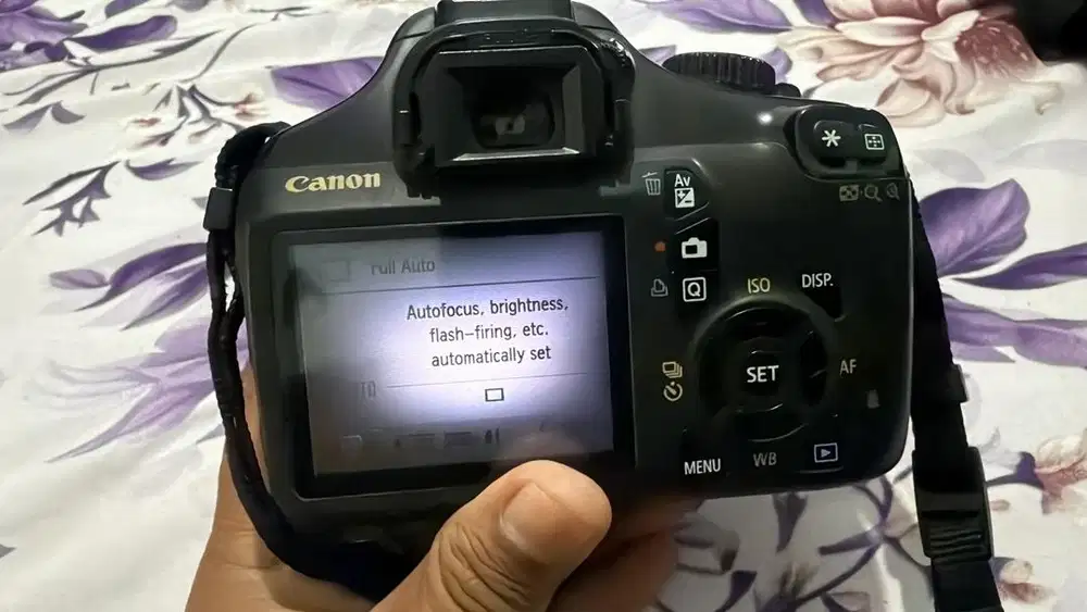 Kamera 1100d dan lensa 18-55mm