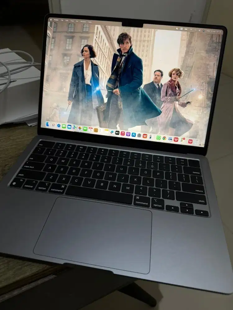Mac Book Air M2 13 8/256