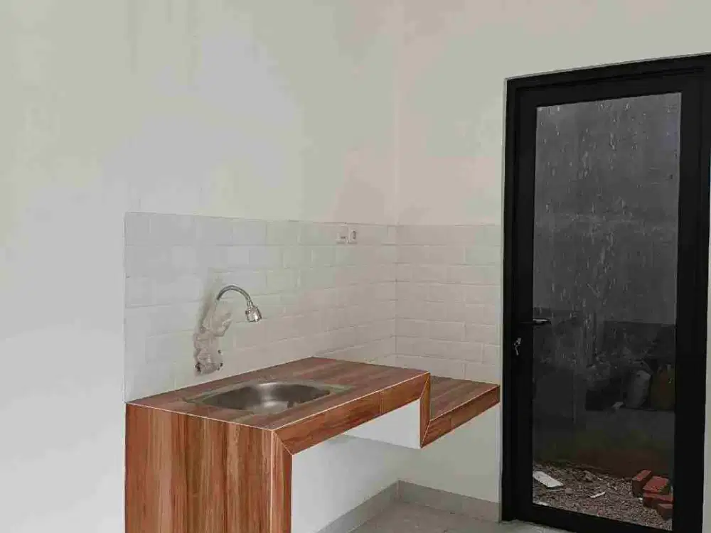 DI JUAL BANGUNAN KOSAN (4 K.TIDUR & 4 K.MANDI) hanaru