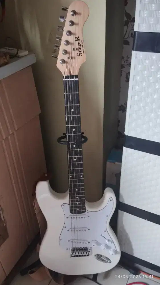Stratocaster merk StringeR bekas