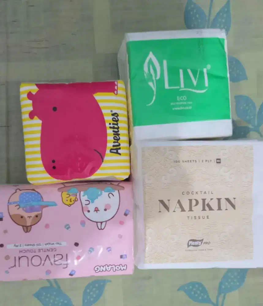 Tissue kemasan pouch