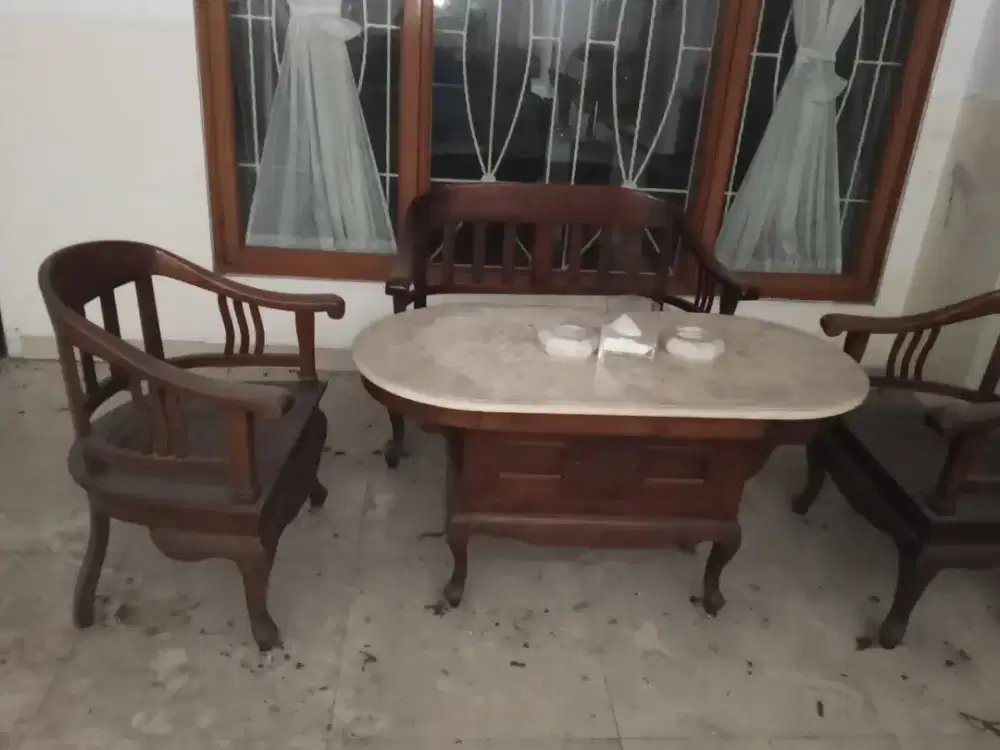 Furnuture Bekas Kasur Latex Sofa Meja Makan