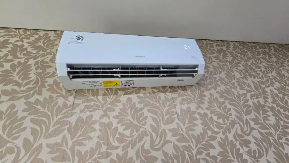 AC Gree Inverter 1.5 PK GWC12F5S, baru 1 Bln(Maret 2026)garansi 5/10th