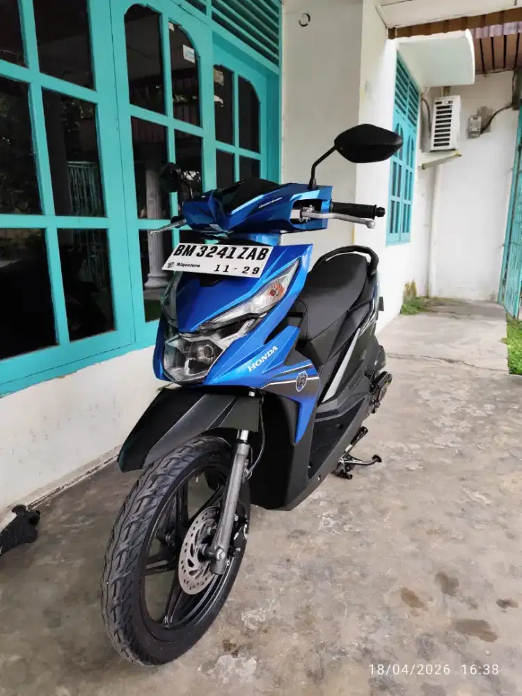 Siganteng tampil dulu