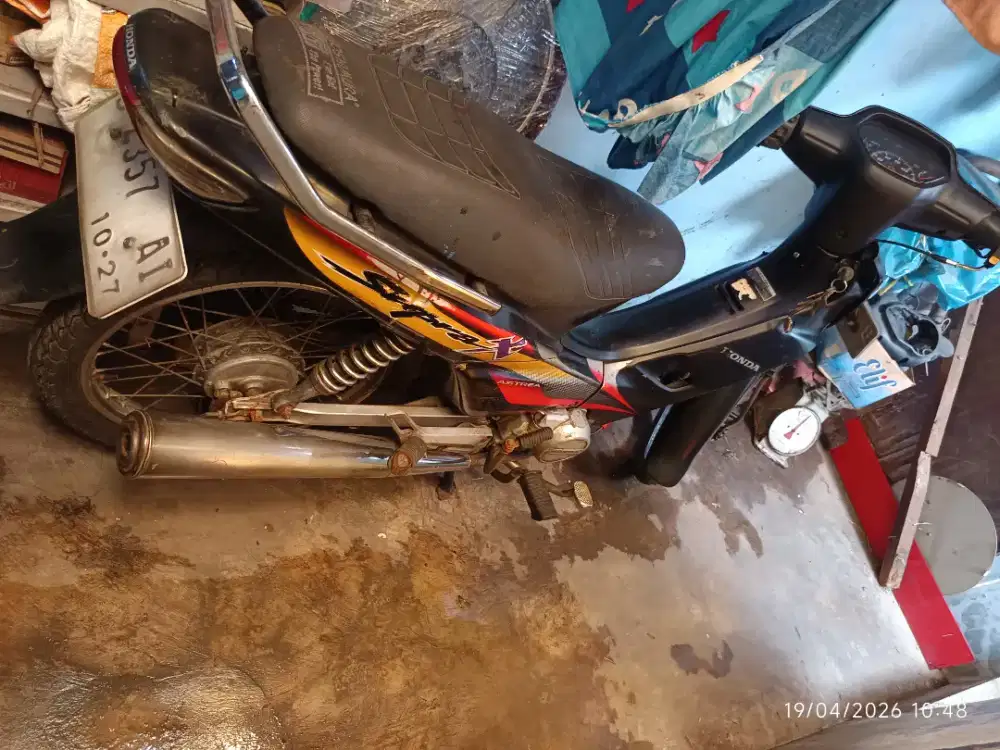 DIJUAL SUPRA X TAHUN 2002 (BEKAS)