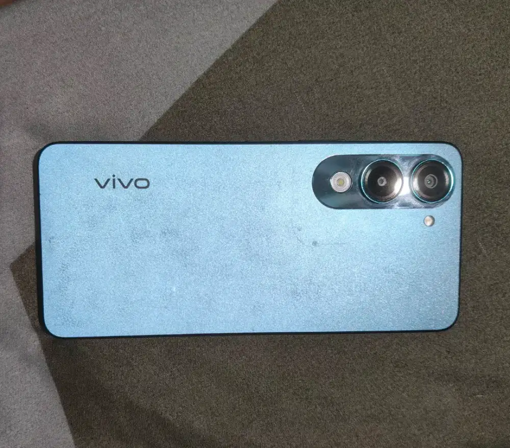 VIVO Y04s 4/64 ex erafone garansi