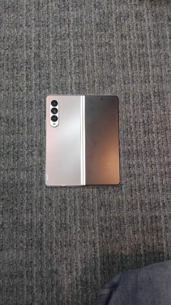 Samsung Z Fold 3 12/512GB unit only halal