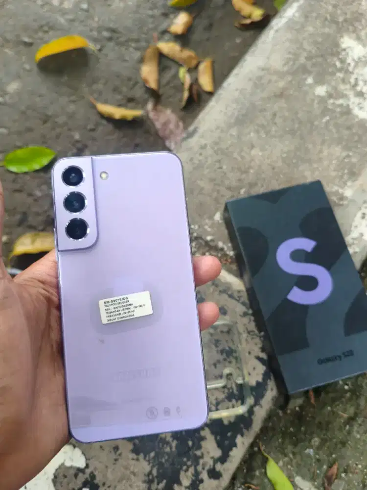 Samsung S22 5G 8/256 fullset bisa tt