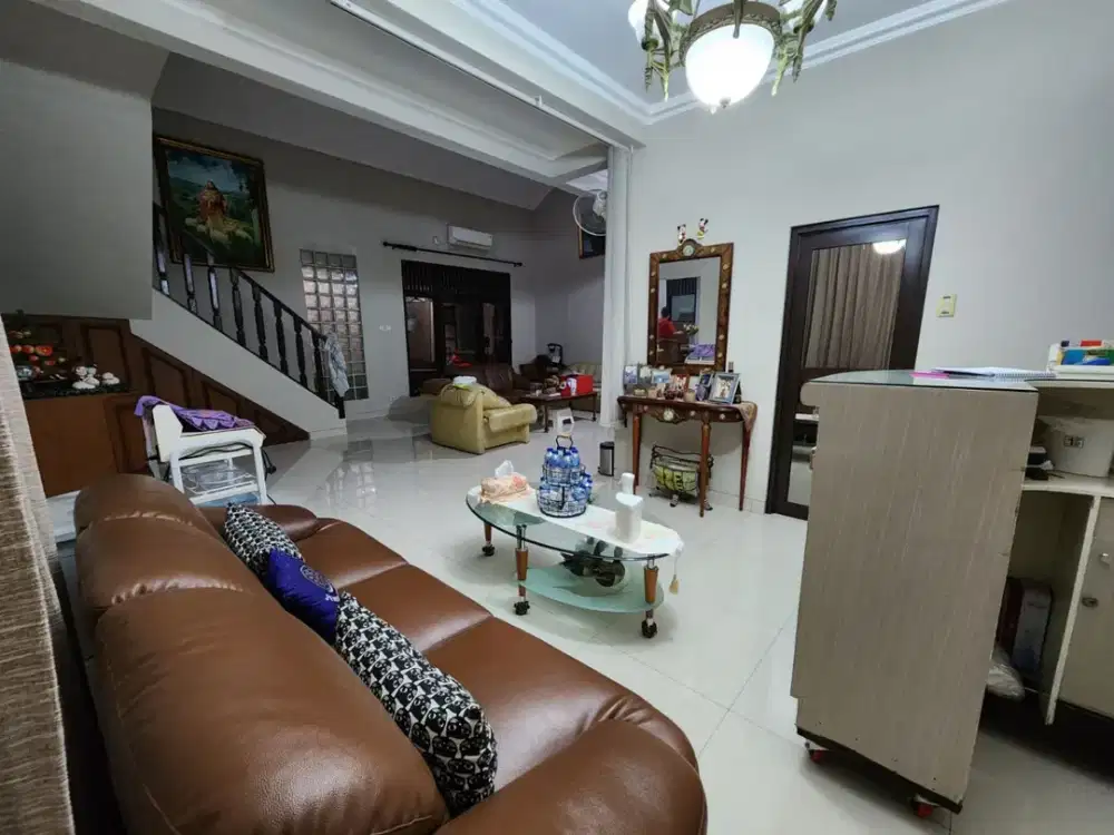 A207 Jual Murah Rumah Besar di Modernland Cikokol Gading Serpong