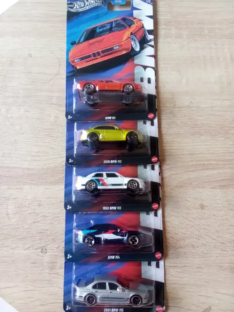 Hot Wheels BMW Series 2025