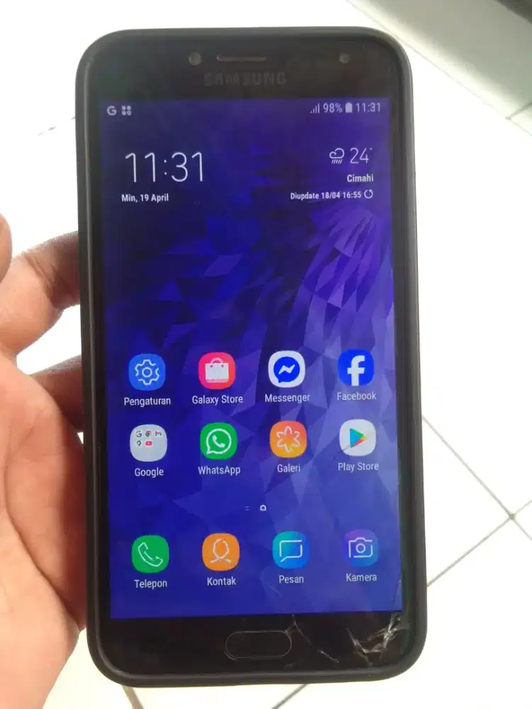 Samsung galaxy J4 4G 2/32 layar 5.5 inchi murmer