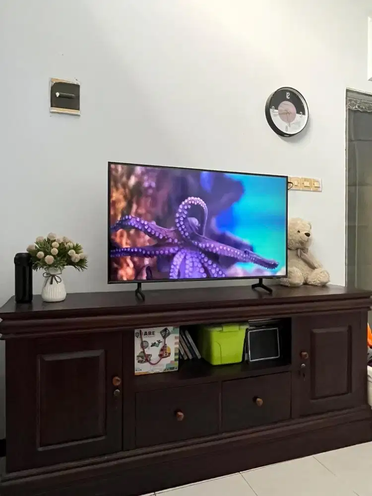 Lemari Bufet TV Kayu Jati