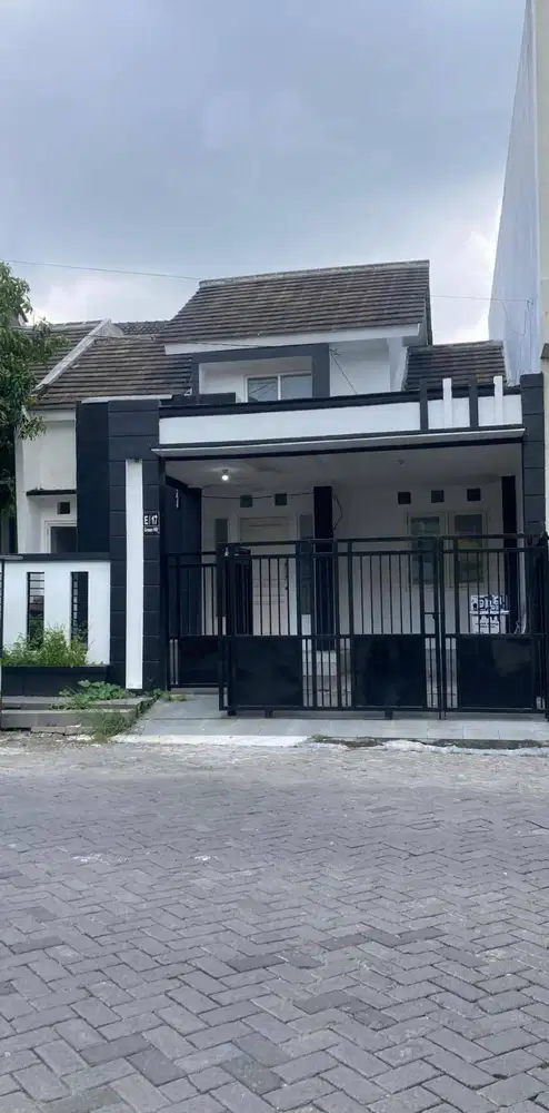 DIJUAL RUMAH STRATEGIS NYAMAN DAN SIAP HUNI