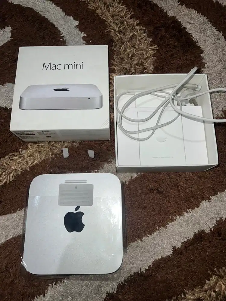 Mac mini late 2014 8/1tb monterey bukan imac