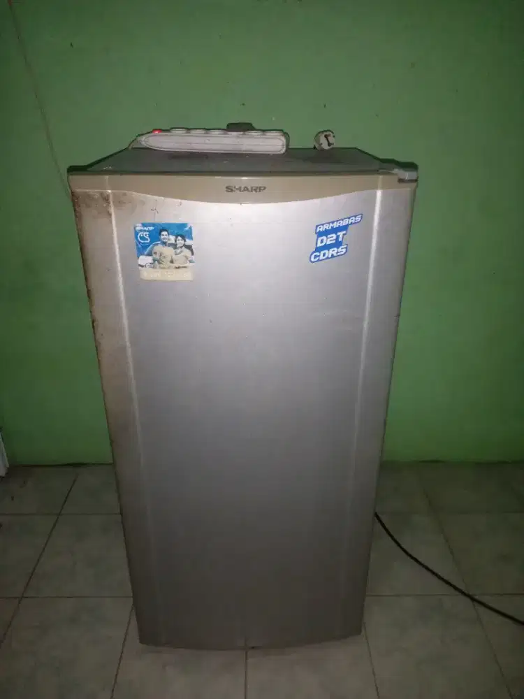 KULKAS SHARP SECOND 500K