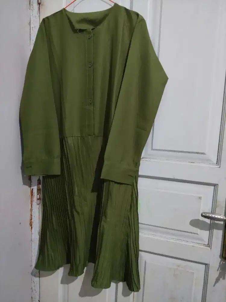 Tunik hijau ukuran XL