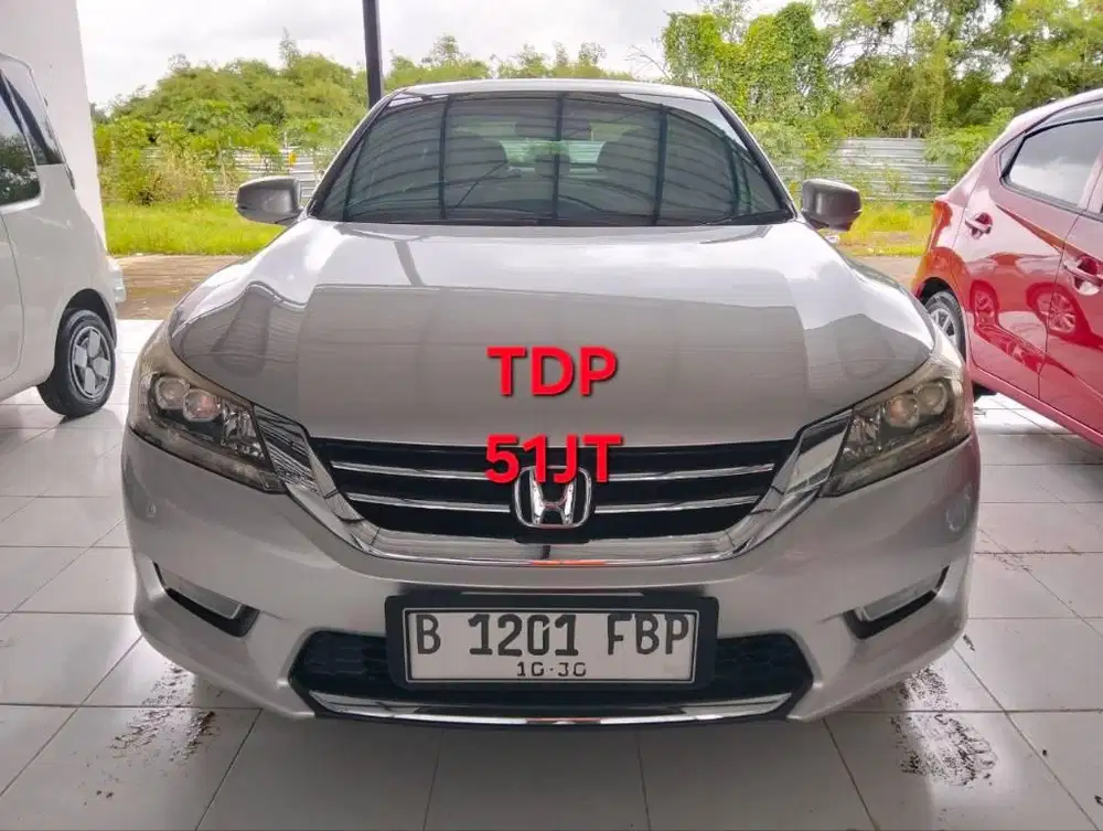 Honda Accord VTIL Tahun 2013 Kondisi Mulus Terawat Istimewa