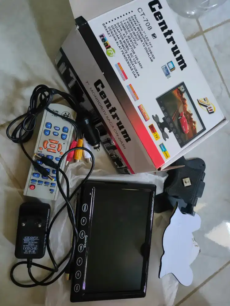 Tv LED 7 inc monitor/tv/usb