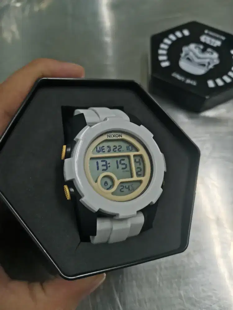 Dijual jam tangan Nixon Type Starwars