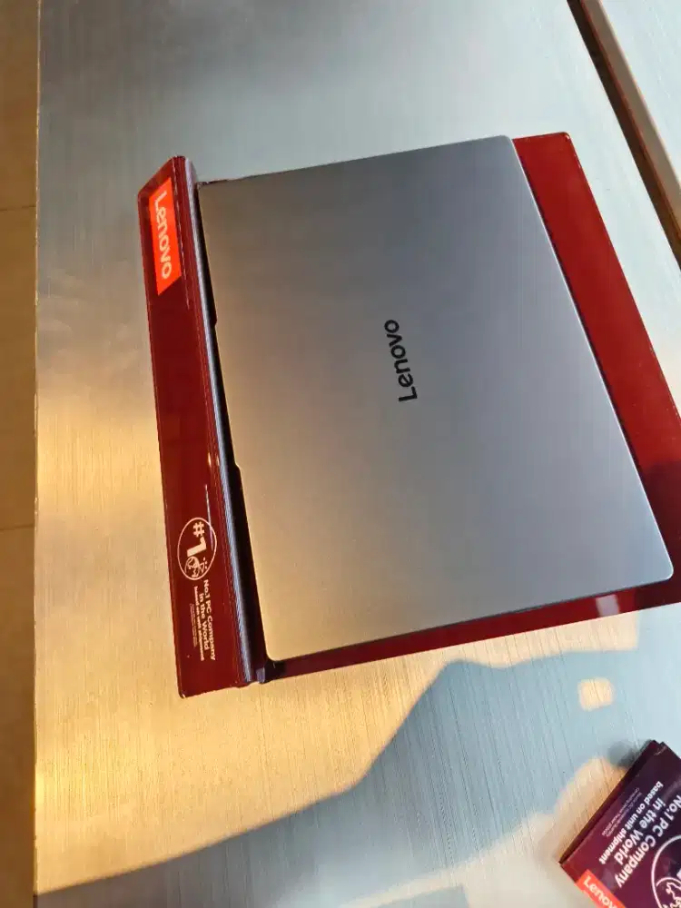 CICILAN LAPTOP LENOVO IDEAPAD SLIM 3 I5 8/512 Gb PROMO BUNGA RINGAN