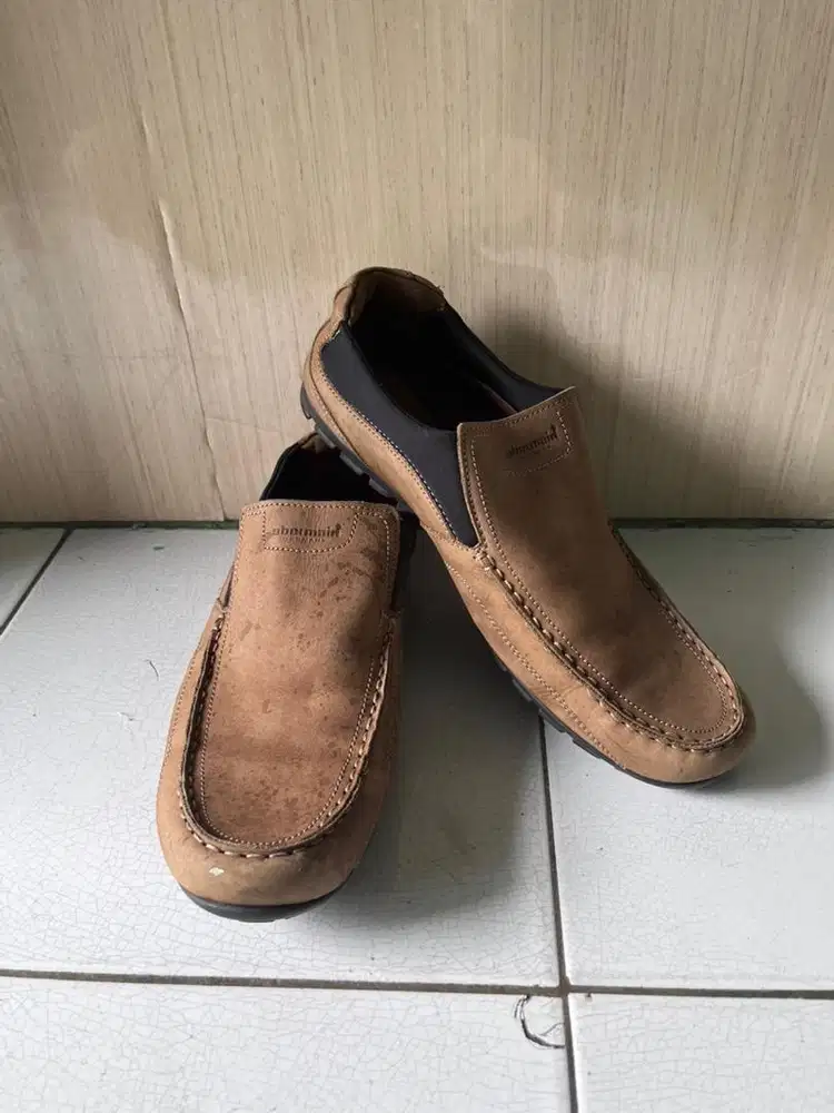 Sepatu Obermain Slip On Brown