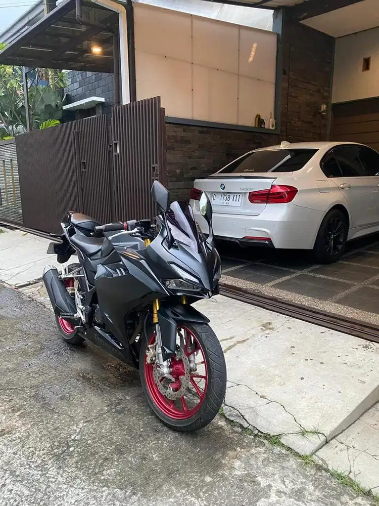 Honda Cbr 150 Istimewa