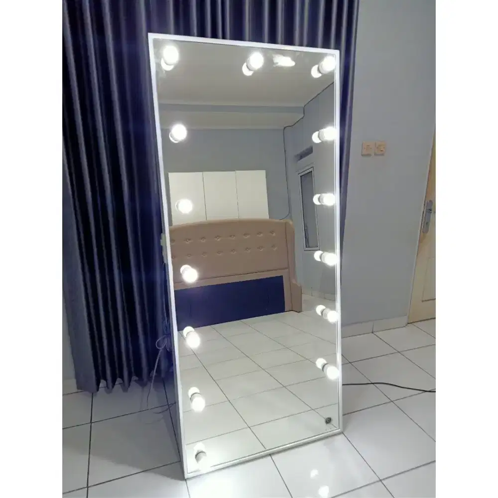 VANITY MIRROR FULL BODY